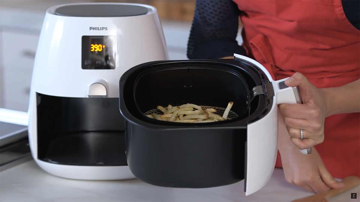 How Does An Air Fryer Work? - KitchenPerfect